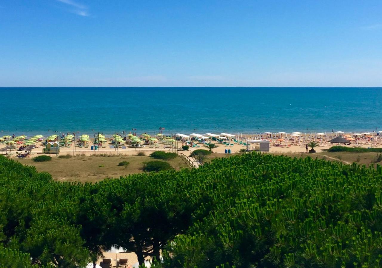 Hotel Mediterraneo Suite&Residence Lido di Jesolo Bagian luar foto