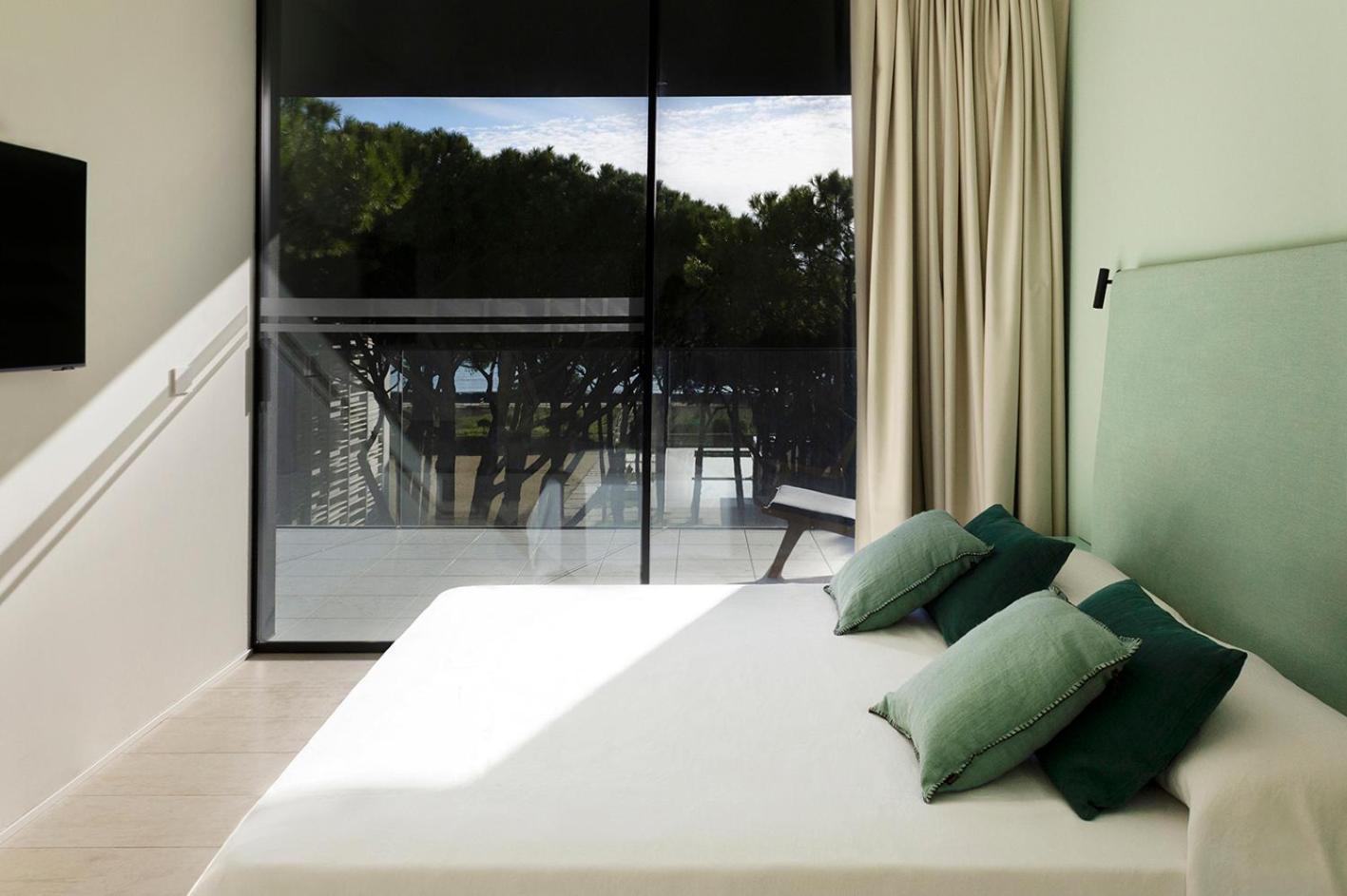Hotel Mediterraneo Suite&Residence Lido di Jesolo Bagian luar foto