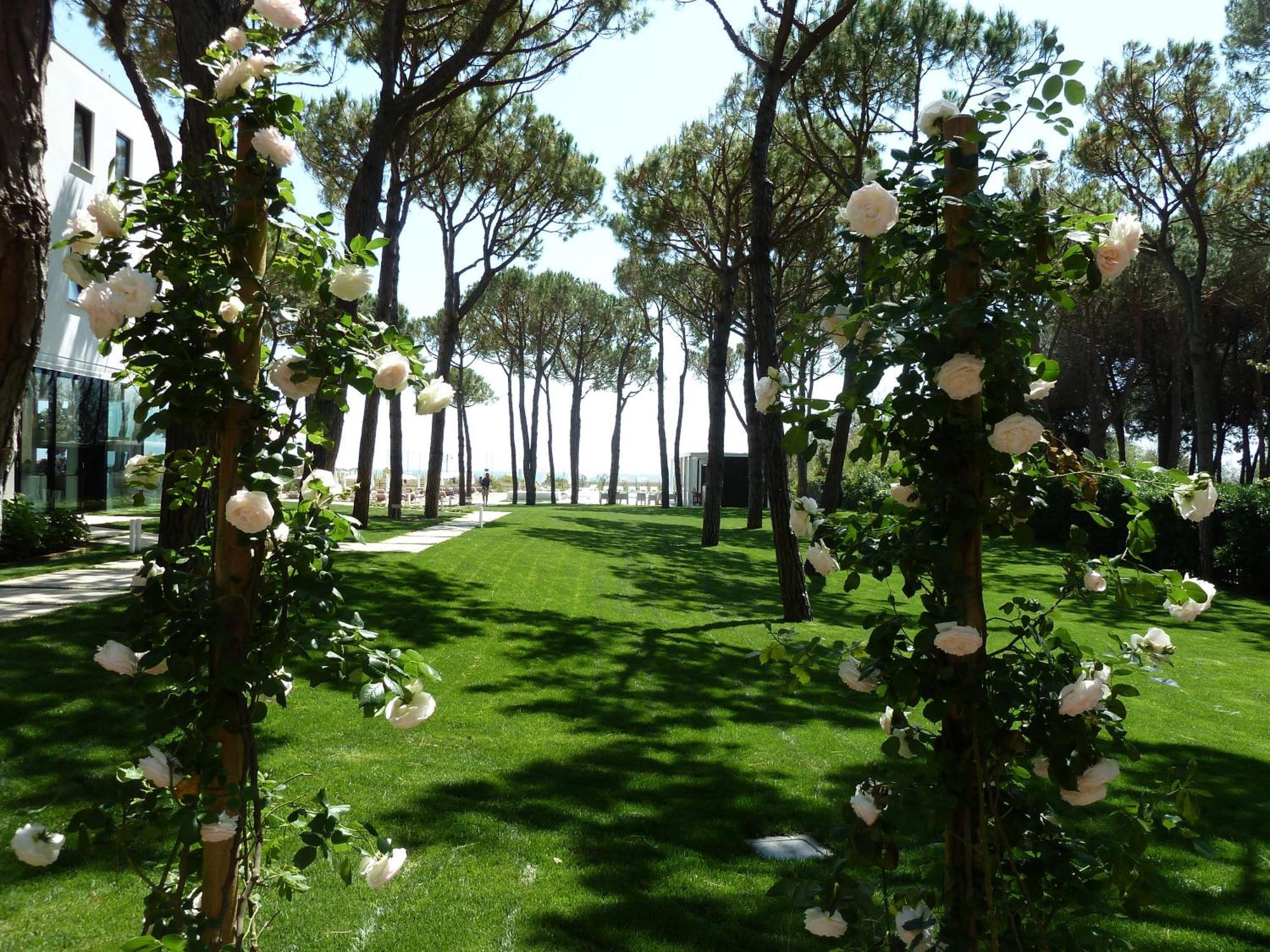 Hotel Mediterraneo Suite&Residence Lido di Jesolo Bagian luar foto