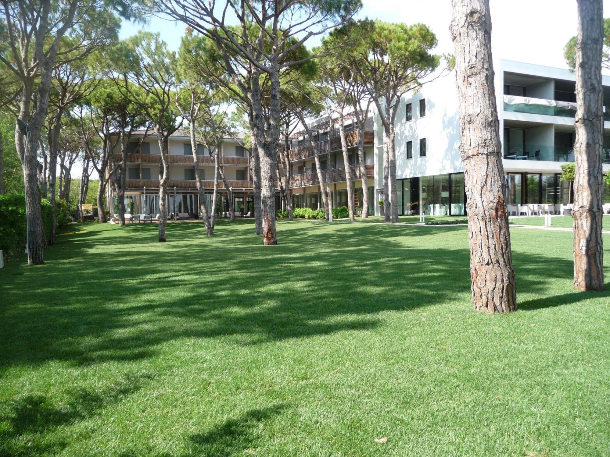 Hotel Mediterraneo Suite&Residence Lido di Jesolo Bagian luar foto