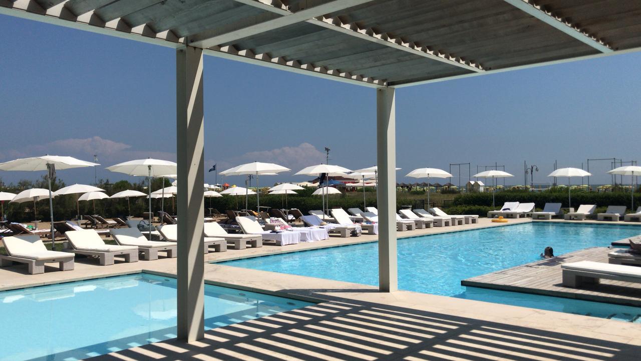 Hotel Mediterraneo Suite&Residence Lido di Jesolo Bagian luar foto